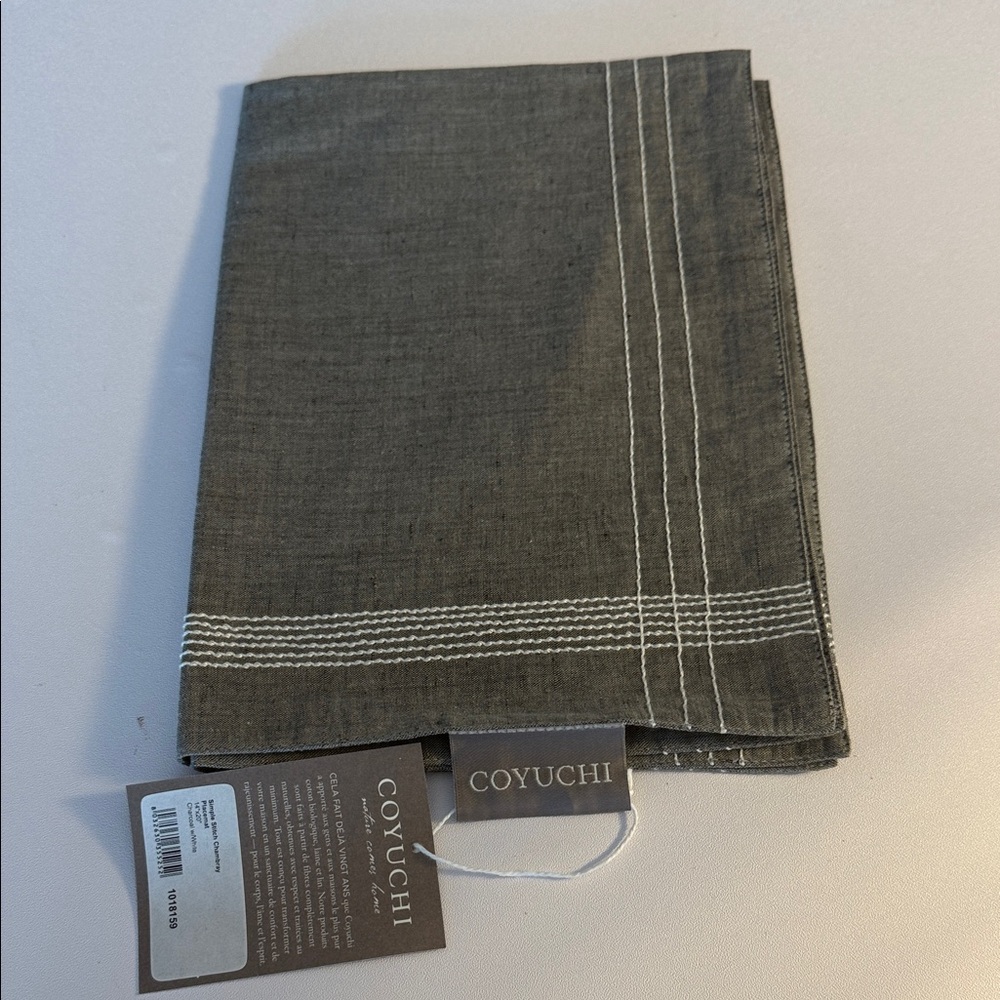 Coyuchi Simple Stitch Chambray Placemat 14x20 - Picture 2 of 5